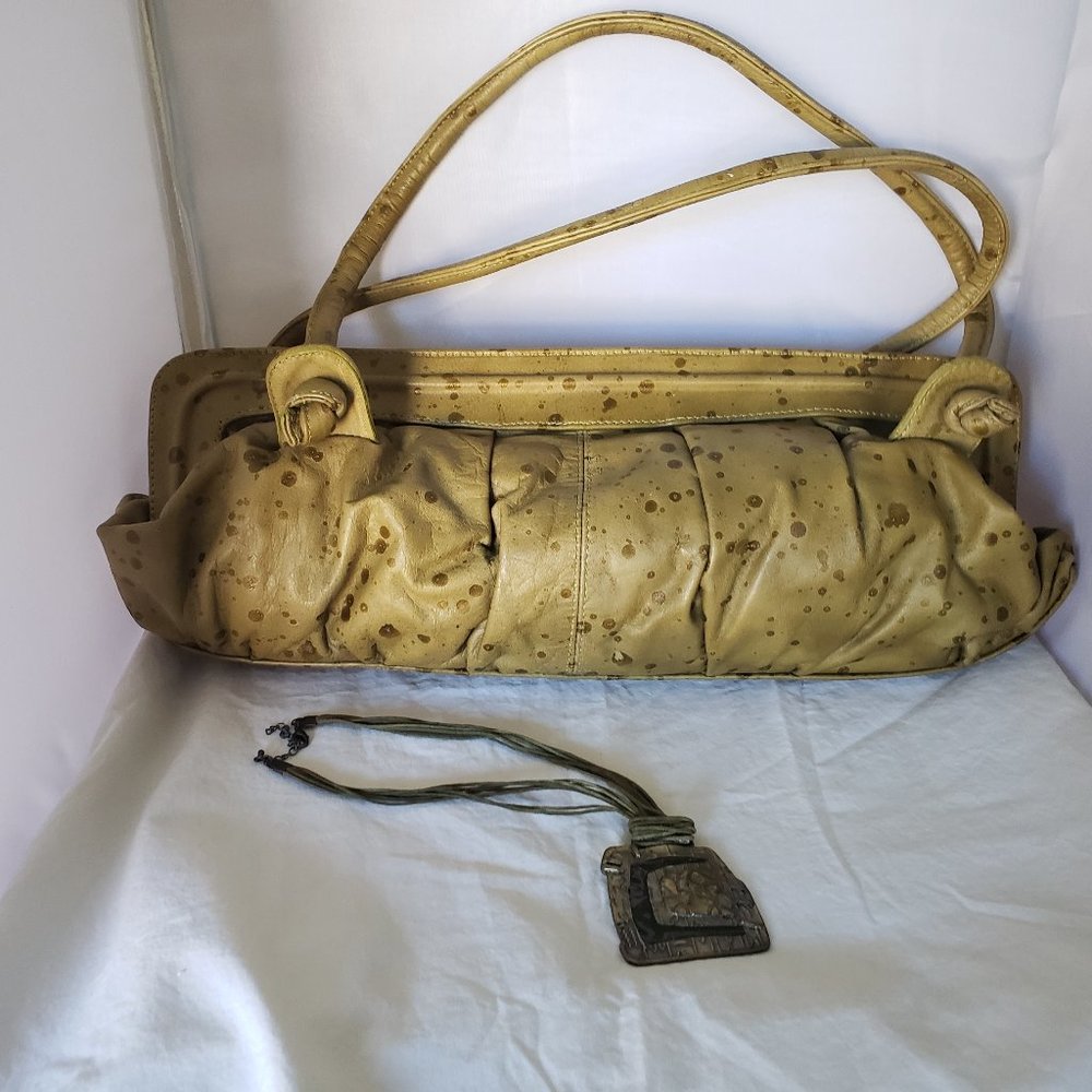 NWOT nazly villaqnigar - Gecko Green Handbag